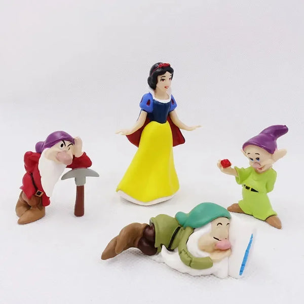 Enchanted Forest Friends Figurine (Set of 8)