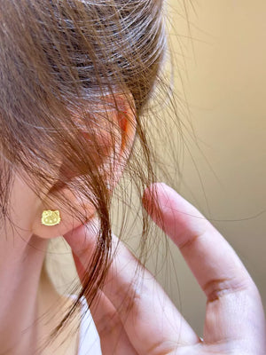 Hello Kitty Titanium Steel Cartilage Earrings