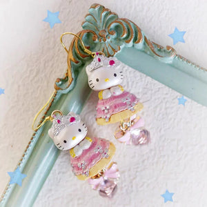 Hello Kitty Baroque Pearl Royal Princess Earrings