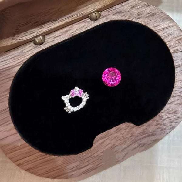 Hello Kitty Sparkle Stud Earrings - Bear Hugs