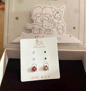 Hello Kitty Lucky Earring - Bear Hugs