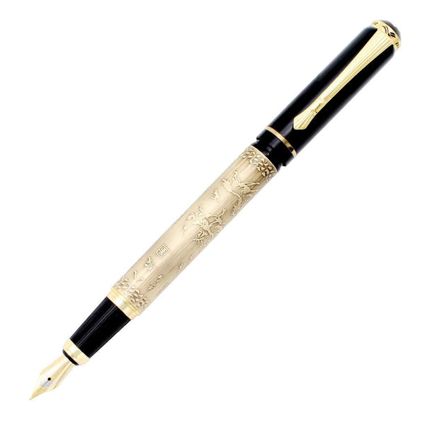 Vintage Embossed Horse Fountain Pen