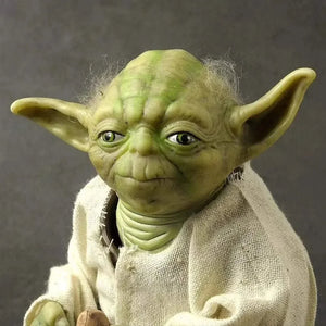 Star Wars Master Yoda Collectible Action Figure (18 cm)