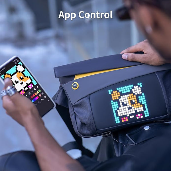 Divoom LED SlingBag-V - Bear Hugs