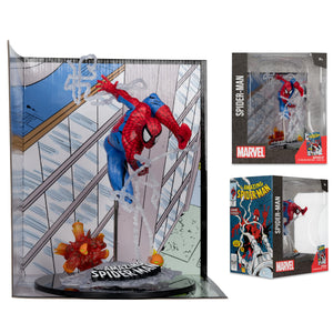 McFarlane Toys - Marvel Spider-Man 1:10th Scale Collectible with Scene (The Amazing Spider-Man #302) - Bear Hugs