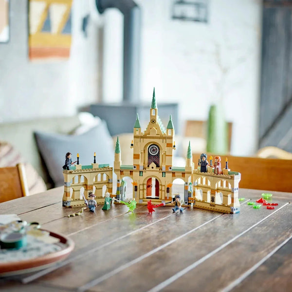 The Battle of Hogwarts™ by LEGO - Bear Hugs