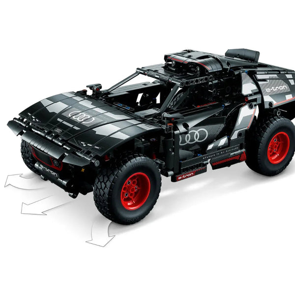 Audi RS Q e-tron by LEGO - Bear Hugs