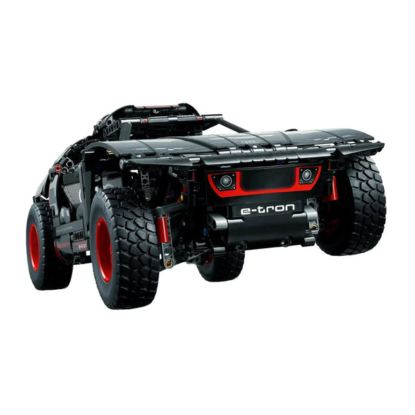 Audi RS Q e-tron by LEGO - Bear Hugs