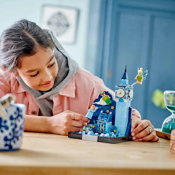 Peter Pan & Wendy's Flight over London by LEGO - Bear Hugs