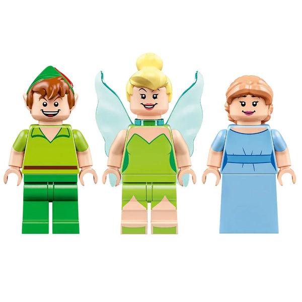Peter Pan & Wendy's Flight over London by LEGO - Bear Hugs