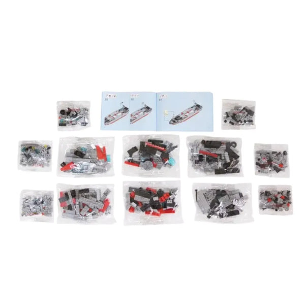 Decool Battle Cruiser Building Blocks (739 Pcs)