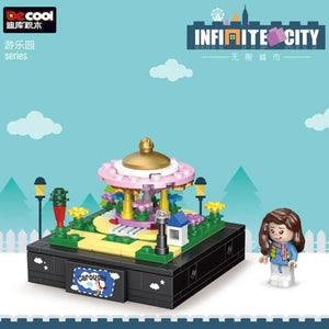 DECOOL Amusement Park Carousel Building Blocks (121 Pcs)