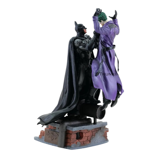 Batman vs Joker Gotham Interrogation Figure (30 cm)