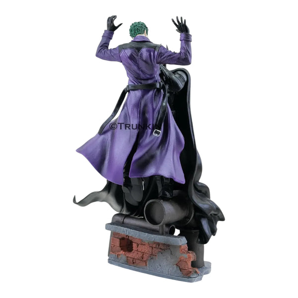 Batman vs Joker Gotham Interrogation Figure (30 cm)