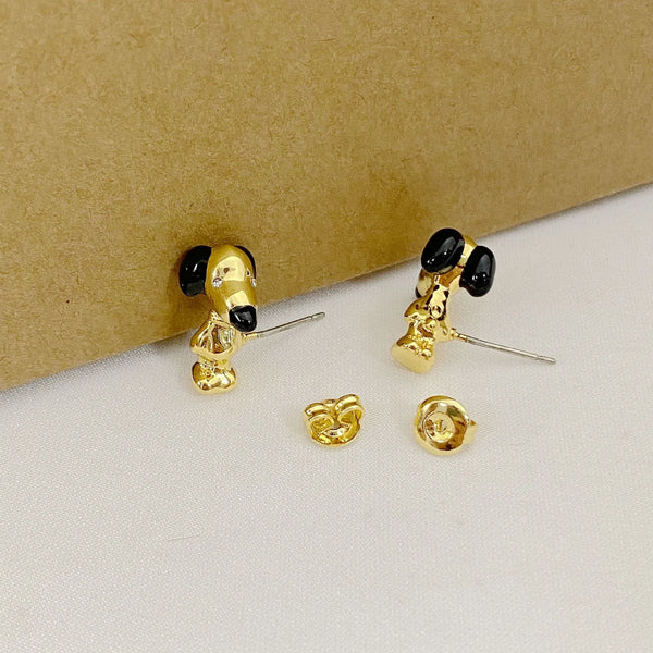 Trainer Luxe Snoopy Stud Earrings