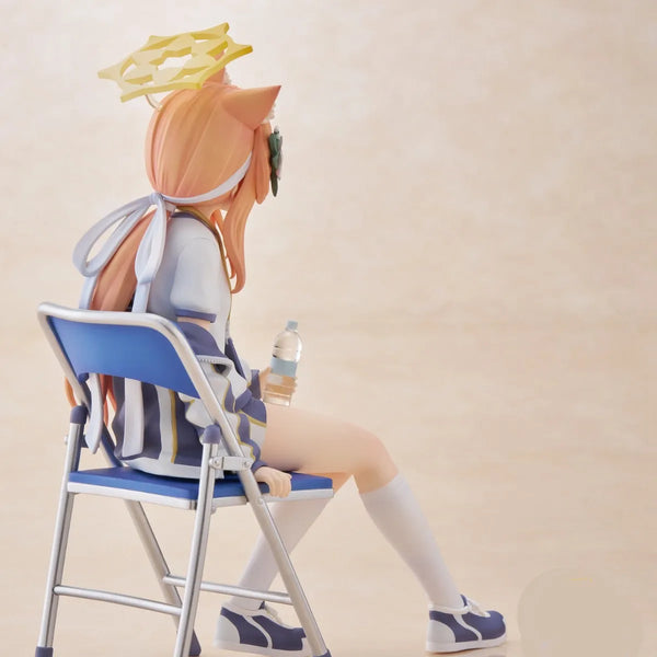 Mari Mewmorial Lobby Uniform Figure (18 cm)