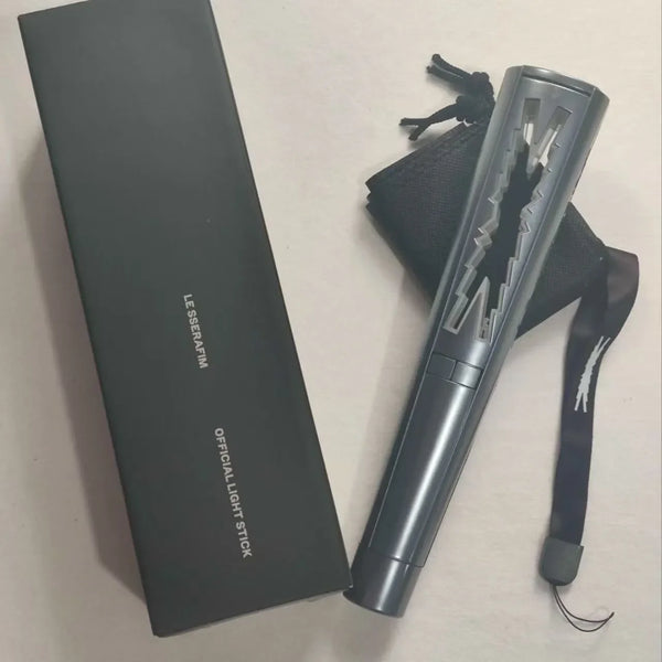 LE SSERAFIM Fear Not Light Stick