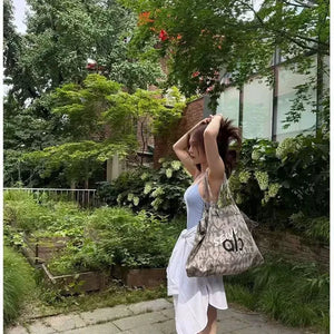 Alo Yoga Seoul Premium Tote Bag