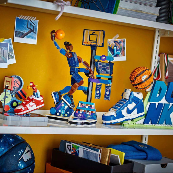 Editions Lifestyle Tick Slam Dunk Building Set (809 Pcs)