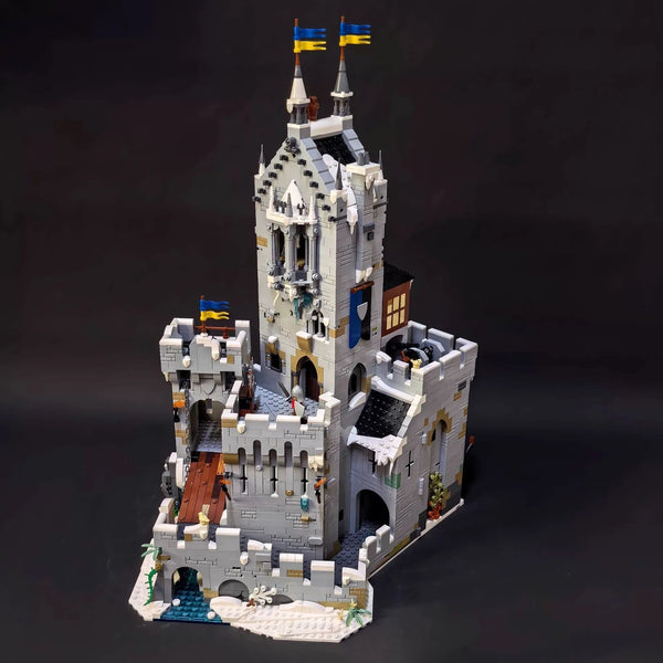 Winter Siege Mountain Fortress Building Set (3995 Pcs)