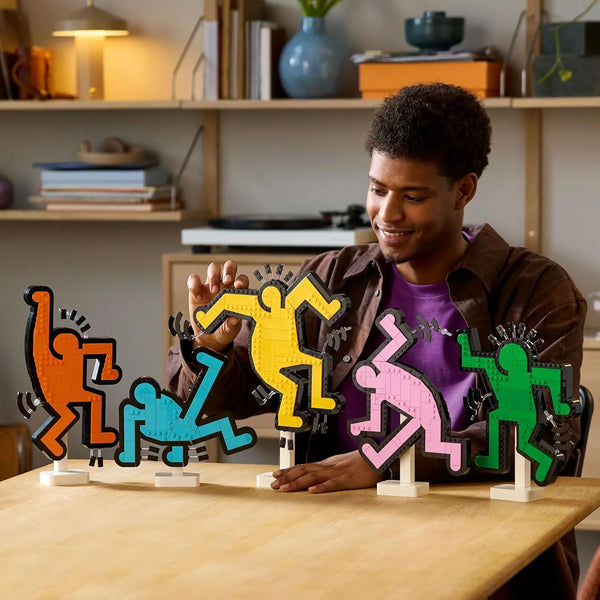 Keith Haring Dancing Figures Art Building Set (1773 Pcs)