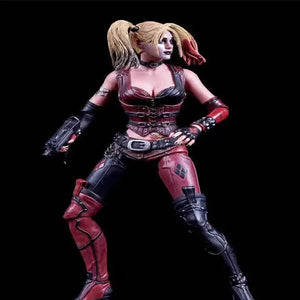 Harley Quinn Arkham City Goth Punk Figure (17 cm)