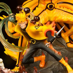 Naruto Uzumaki Kurama Avatar LED Statue (35 cm)