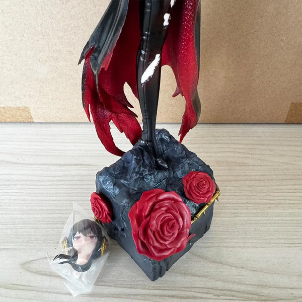 Yor Forger Lethal Elegance Statue (37 cm)