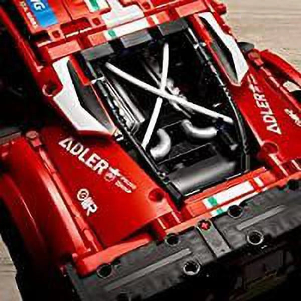 Technic Ferrari 488 GTE Building Blocks (1677 Pcs)