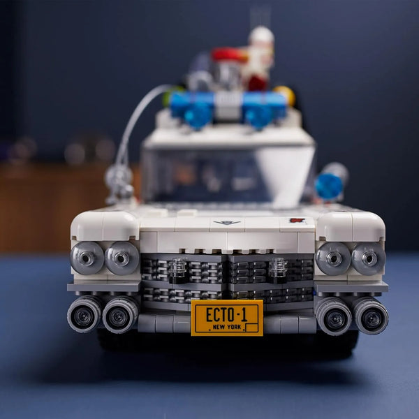 Icons 10274 Ghostbusters ECTO-1 Building Blocks (2352 Pcs)