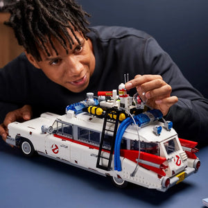 Icons 10274 Ghostbusters ECTO-1 Building Blocks (2352 Pcs)