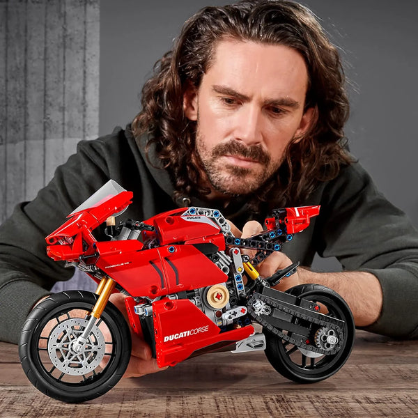 Technic 42107 Ducati Panigale V4 R Building Blocks (646 Pcs)