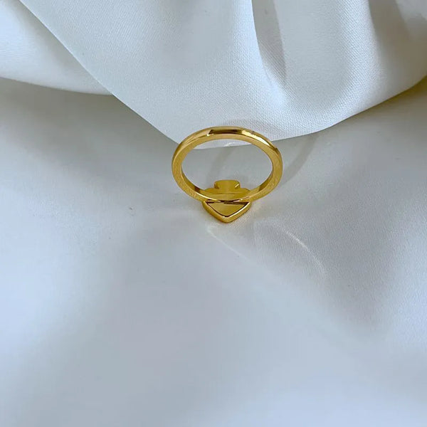 KS Heritage Spade Enamel Ring
