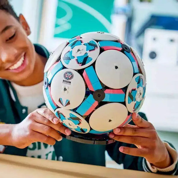 Editions 43019 FIFA Soccer Ball Building Blocks (510 Pcs)