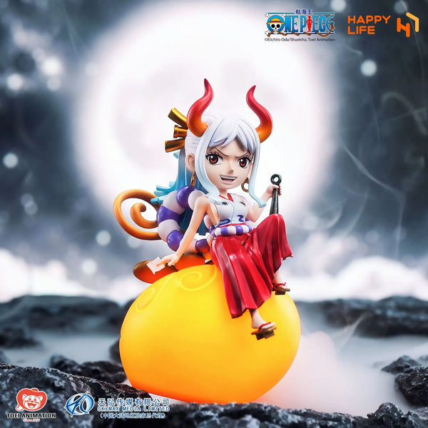 Happy Life One Piece Yamato Light Up Figure (22 cm)