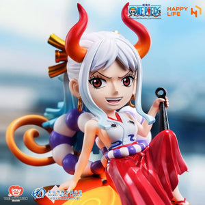 Happy Life One Piece Yamato Light Up Figure (22 cm)