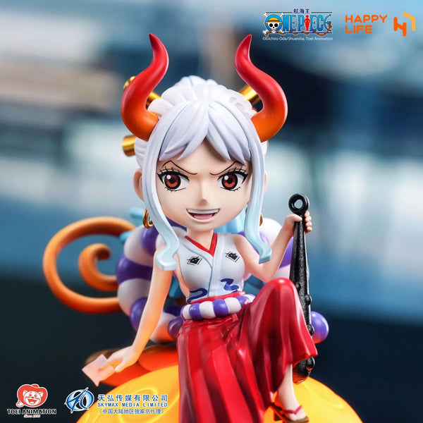 Happy Life One Piece Yamato Light Up Figure (22 cm)