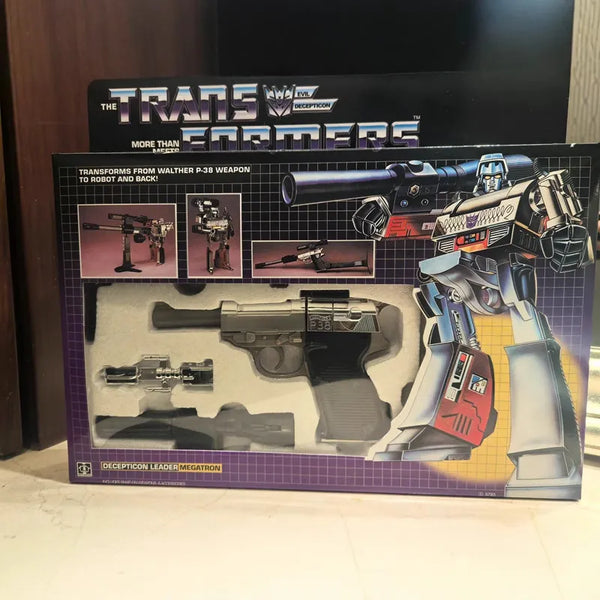 Tomy Transformers 16-S Megatron Complete Version Figure