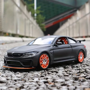 Maisto 1:24 BMW M4 GTS Vehicle