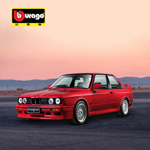 Bburago 1:24 BMW M3 Classic Model