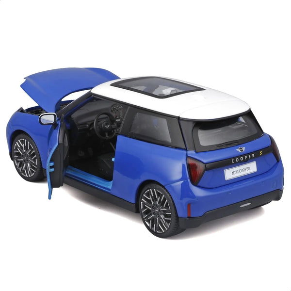 Maisto 1:24 Mini Cooper SE 2024 Model