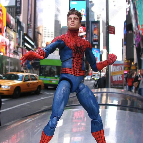 Marvel Select Unmasked Spiderman Figure (18 cm)