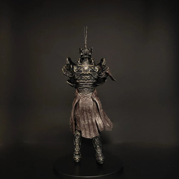 Demon's Souls Penetrator Knight Action Figure (25 cm)