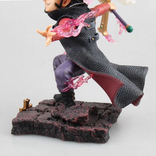 One Piece Dracule Mihawk Chibi Battle Figure