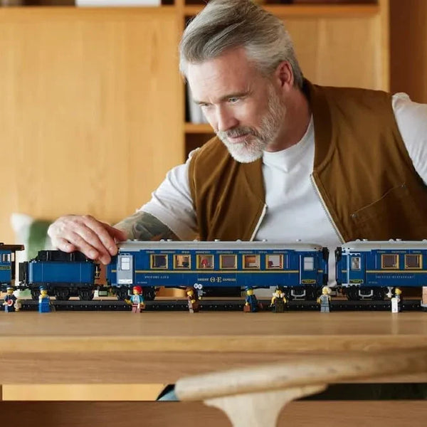 Ideas 21344 The Orient Express Train Building Set (2540 pcs)