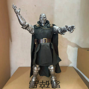 Marvel Doomsday Doctor Doom Figure (34 cm)
