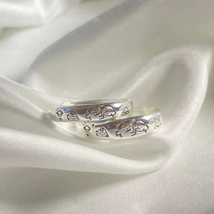 Sweet Date Doodle Engraved Couple Silver Rings (Set of 2)