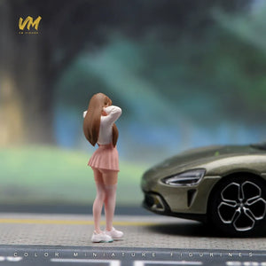 VM 1/64 Kawaii Headphone Girl Figure