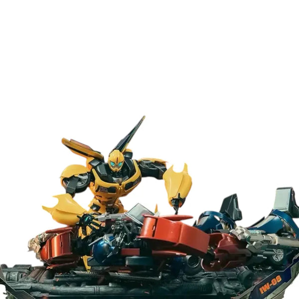 Iron Warrior Scout Rhubarb Bumblebee Figure