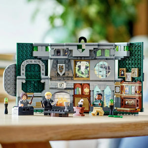 Harry Potter Slytherin Banner Building Blocks (349 Pcs)